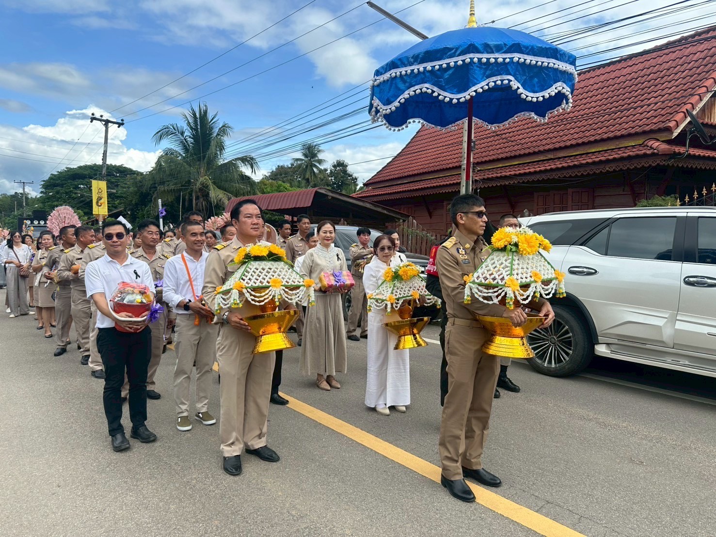 พช.สบปราบ ร่วมงานประเพณีทอดกฐินอำเภอสบปราบ ประจำปี 2568